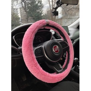 Kristal Taş Yüzüklü Yumuşak Tüylü Peluş Direksiyon Kılıfı Şeker Pembe Kristal Taş Yüzüklü Yumuşak Tüylü Peluş Direksiyon Kılıfı Şeker Pembe