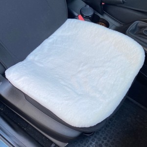 Yumuşak Tüylü Peluş Serme Oto Koltuk Koruyucu Minder Ön Tekli Beyaz