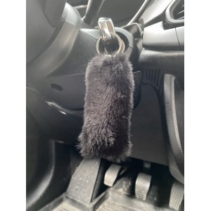 Yumuşak Tüylü Peluş Puf Anahtarlık Siyah