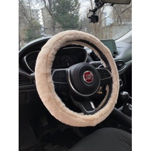 Yumuşak Tüylü Peluş Direksiyon Kılıfı Bej Yumuşak Tüylü Peluş Direksiyon Kılıfı Bej