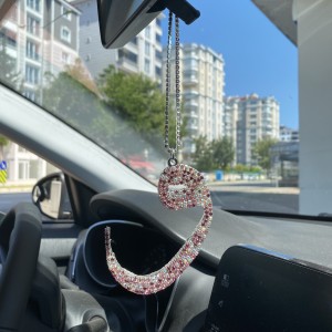 Kristal Taşlı Vav Lafzı Dikiz Ayna Süsü Ebruli Kristal Taşlı Vav Lafzı Dikiz Ayna Süsü Ebruli