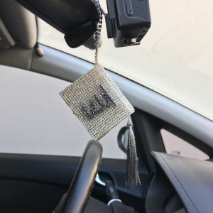 Kristal Taşlı Allah Yazılı Kuran-ı Kerim Dikiz Ayna Süsü Gümüş Kristal Taşlı Allah Yazılı Kuran-ı Kerim Dikiz Ayna Süsü Gümüş