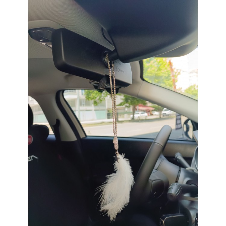 Pandalı Model Metal Yıldız Dikiz Ayna Süsü Beyaz Tüylü