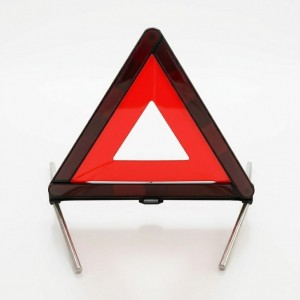 Süper Yansıtmalı Reflektör Üçgen 40cm Kırmızı