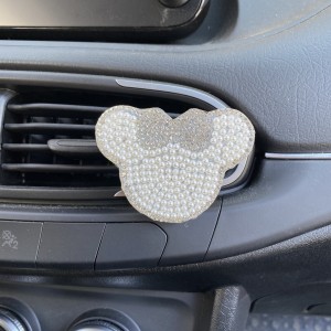 Kristal Taşlı Panda Pleksi Havalandırma Klips Oto Süsü Gümüş Beyaz